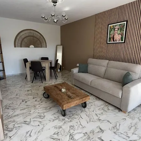 2p Avec Jardins Wifi Parking Et Proche Commodites Et كانيو سور مير