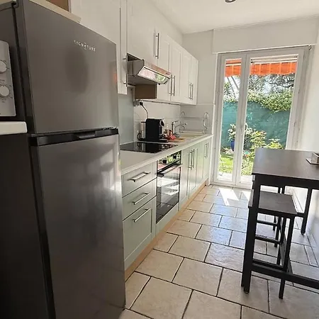 2p Avec Jardins Wifi Parking Et Proche Commodites Et Lejlighed Cagnes-sur-Mer